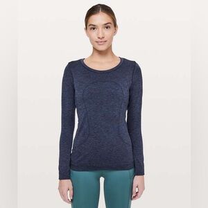 Lululemon Swiftly Tech Long Sleeve Crew in navy